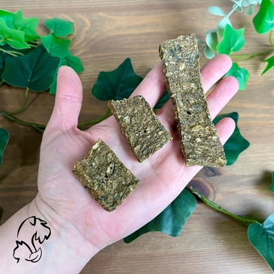 Crunchis de caballa. Snack natural para perros y gatos.